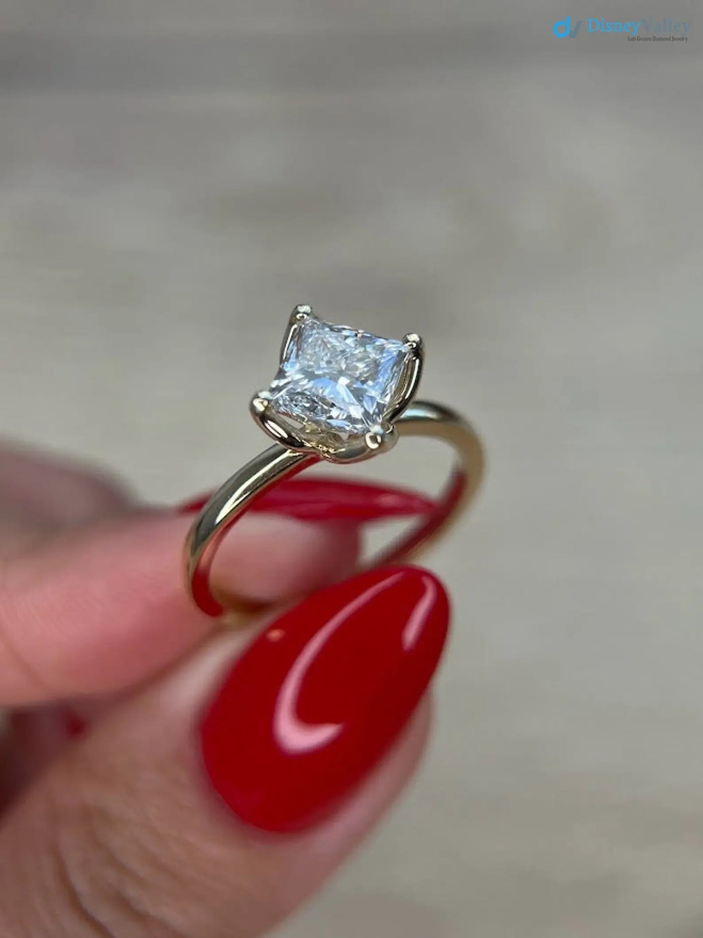 Elegant Solitaire 2 ct IGI Certified Princess Cut Lab Grown Diamond Engagement Ring - DisneyValley