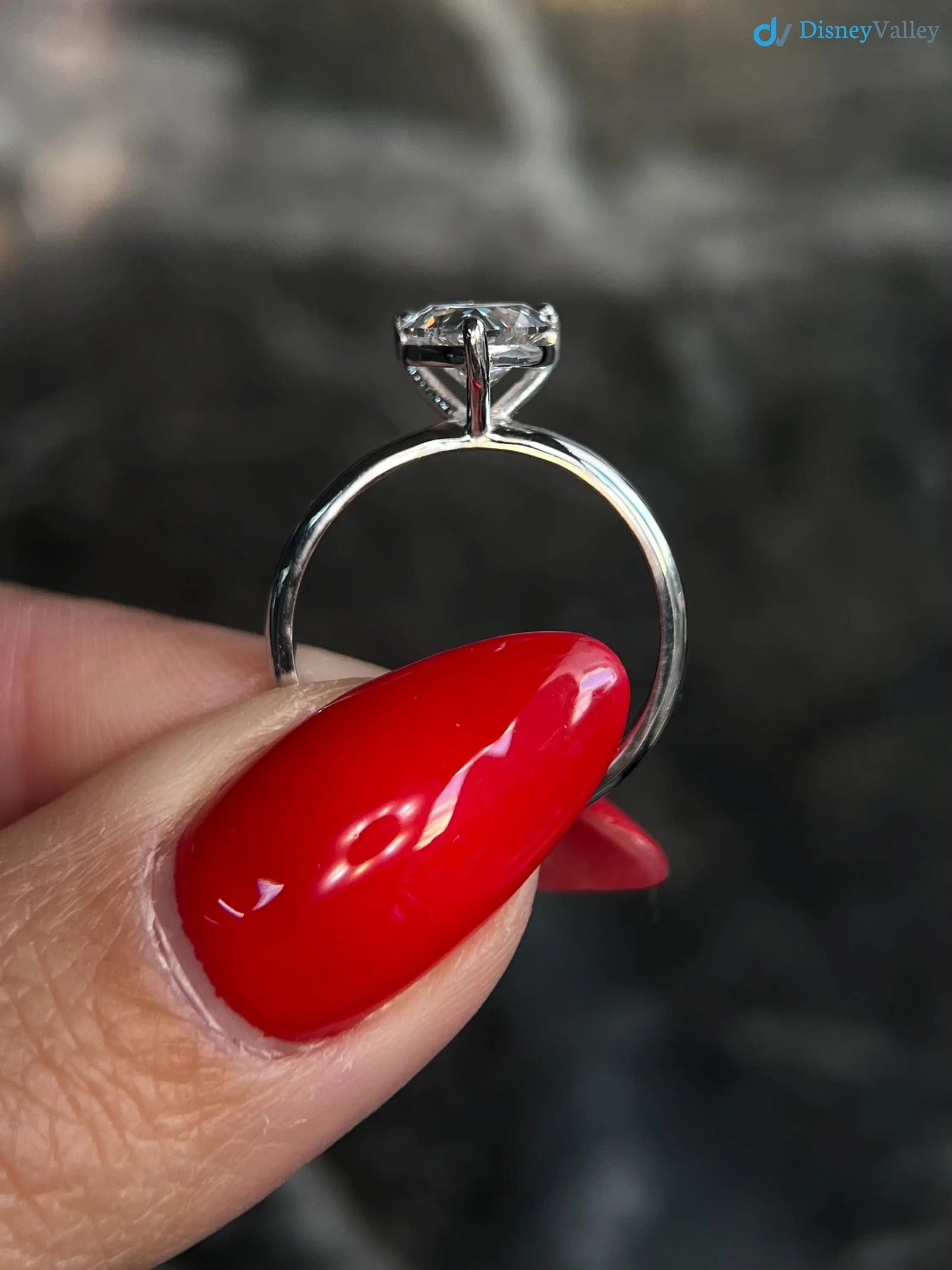 Heart Shaped 1 ct IGI Certified Lab Grown Diamond Solitaire Engagement Ring - DisneyValley
