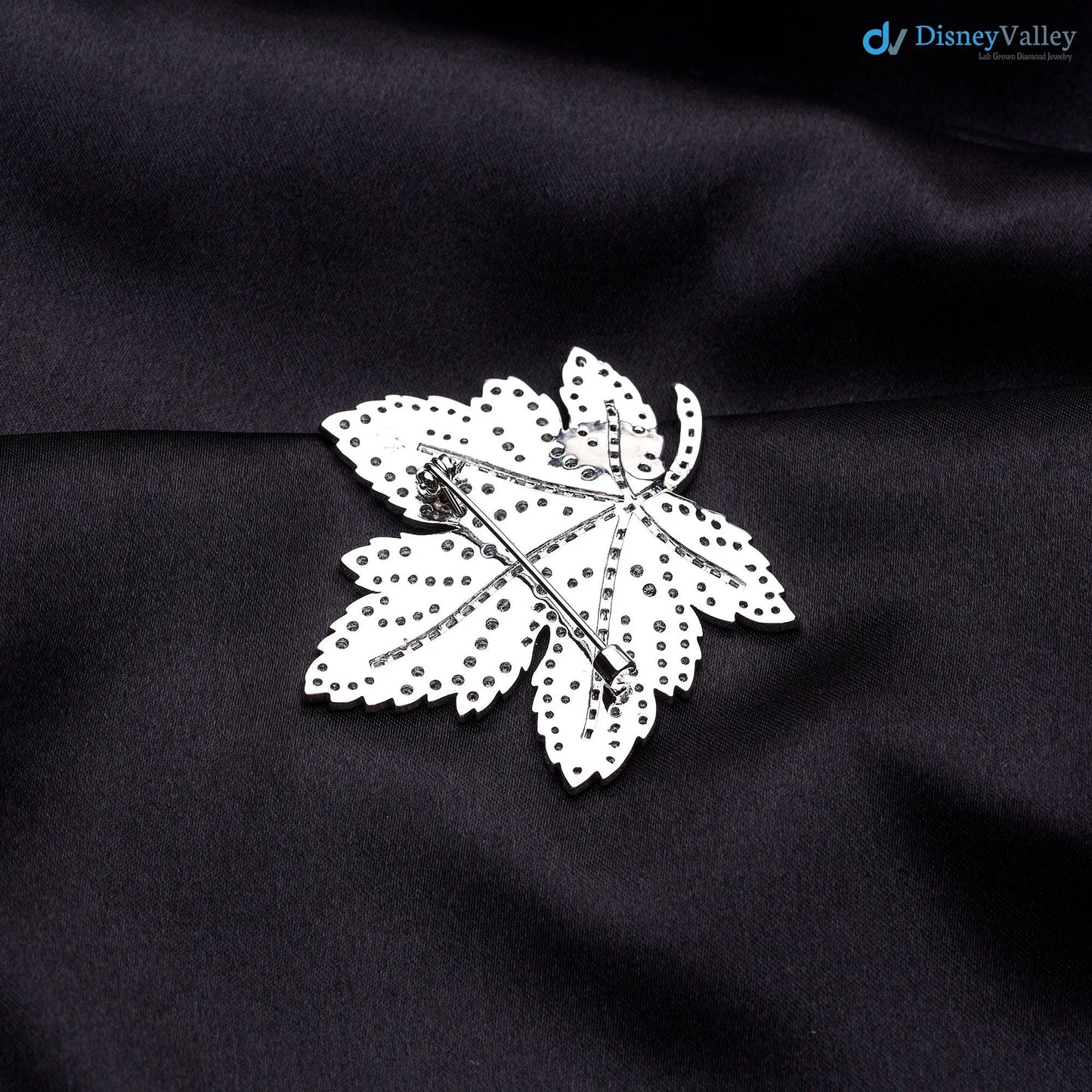 Royal Canadian Maple Leaf Brooch, garden leaf brooch pin DisneyValley