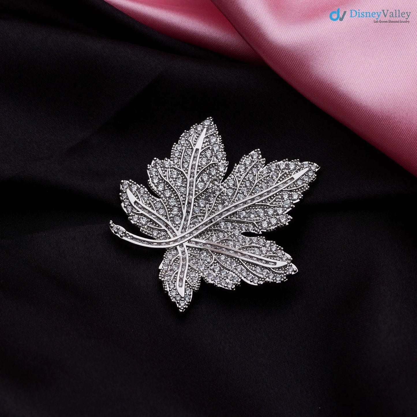 Royal Canadian Maple Leaf Brooch, garden leaf brooch pin DisneyValley