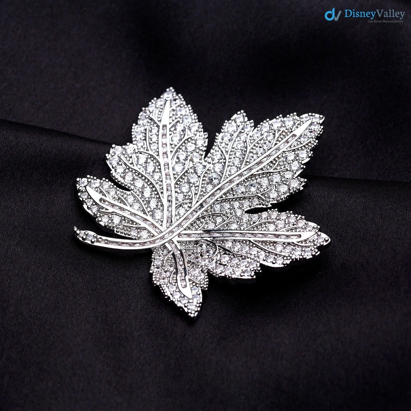 Royal Canadian Maple Leaf Brooch, garden leaf brooch pin DisneyValley