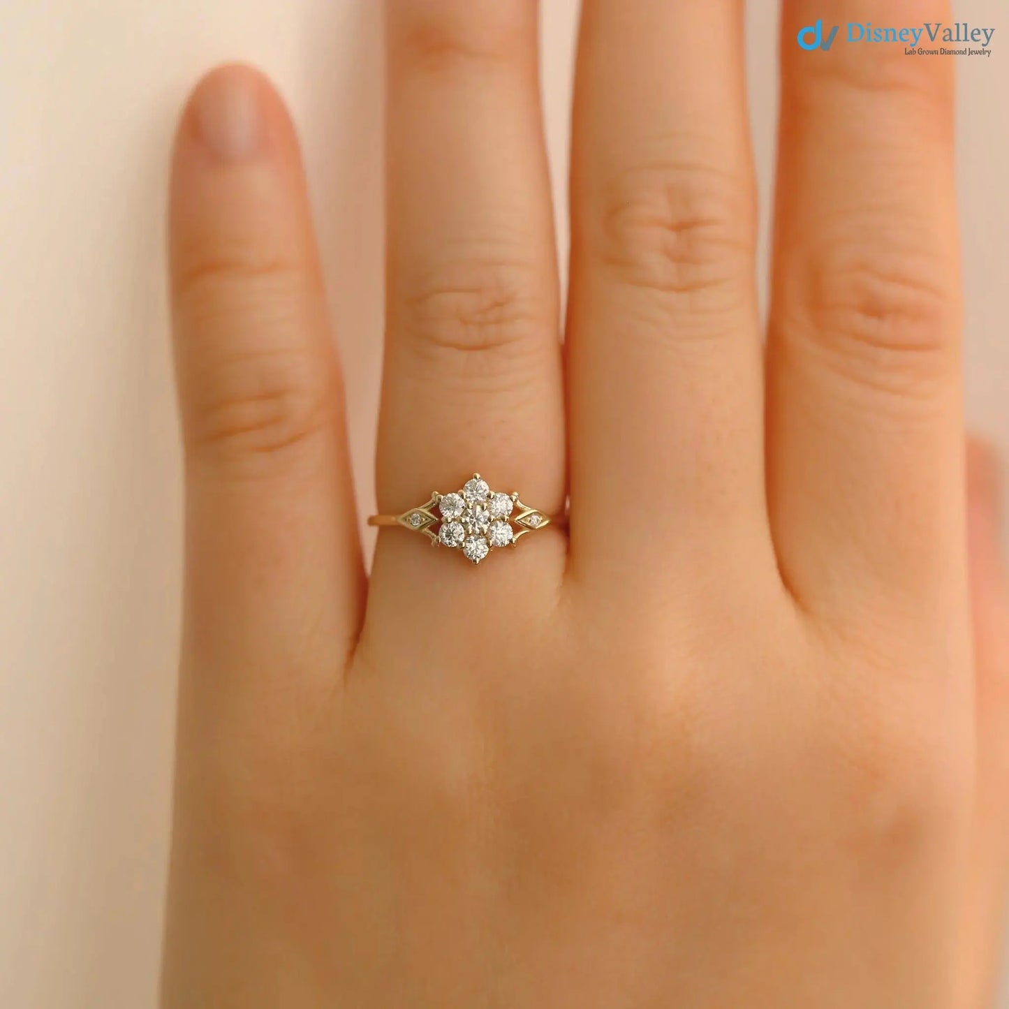 Victoria bloom ring, engagement ring, wedding ring, diamond ring DisneyValley