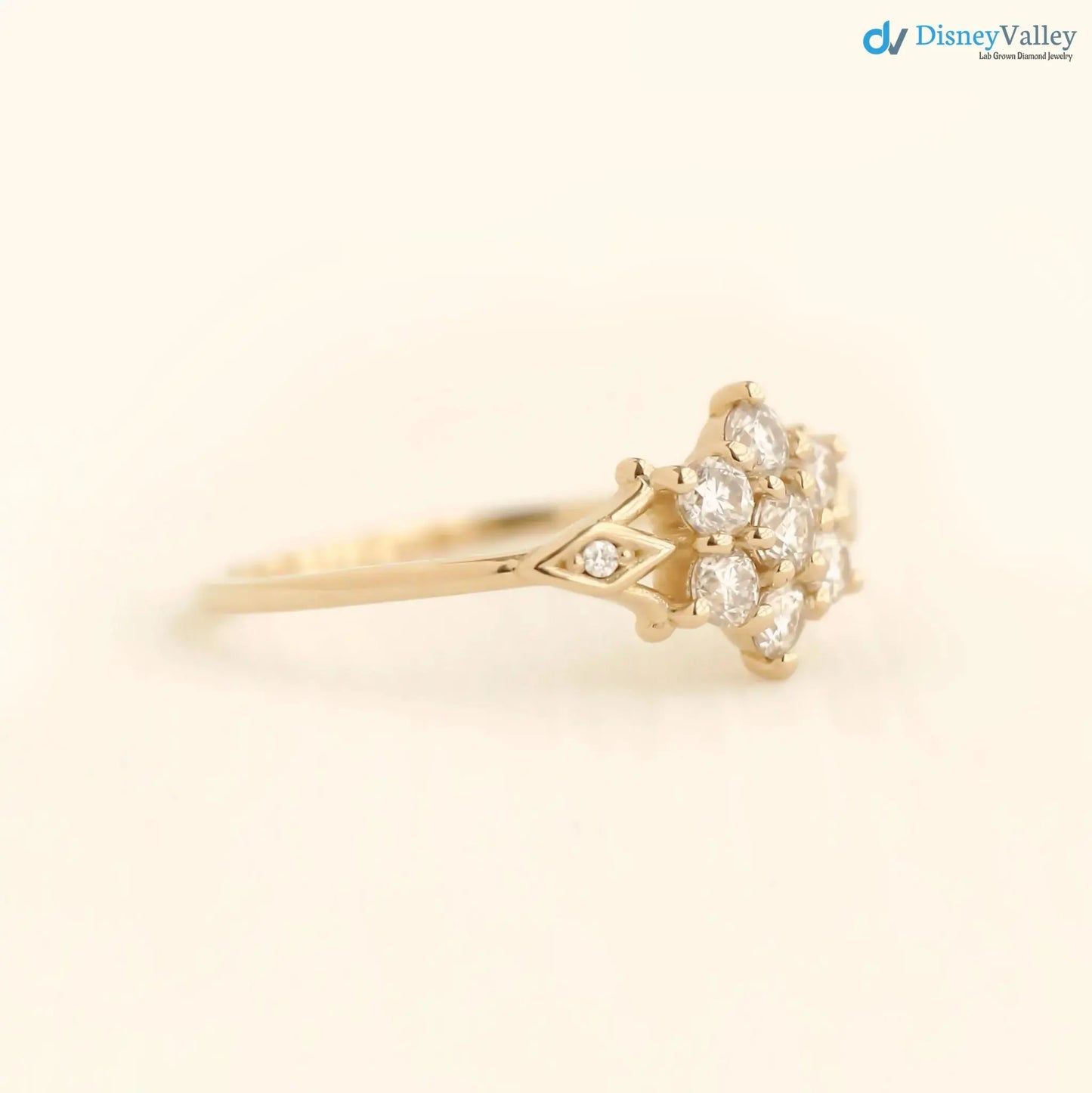 Victoria bloom ring, engagement ring, wedding ring, diamond ring DisneyValley