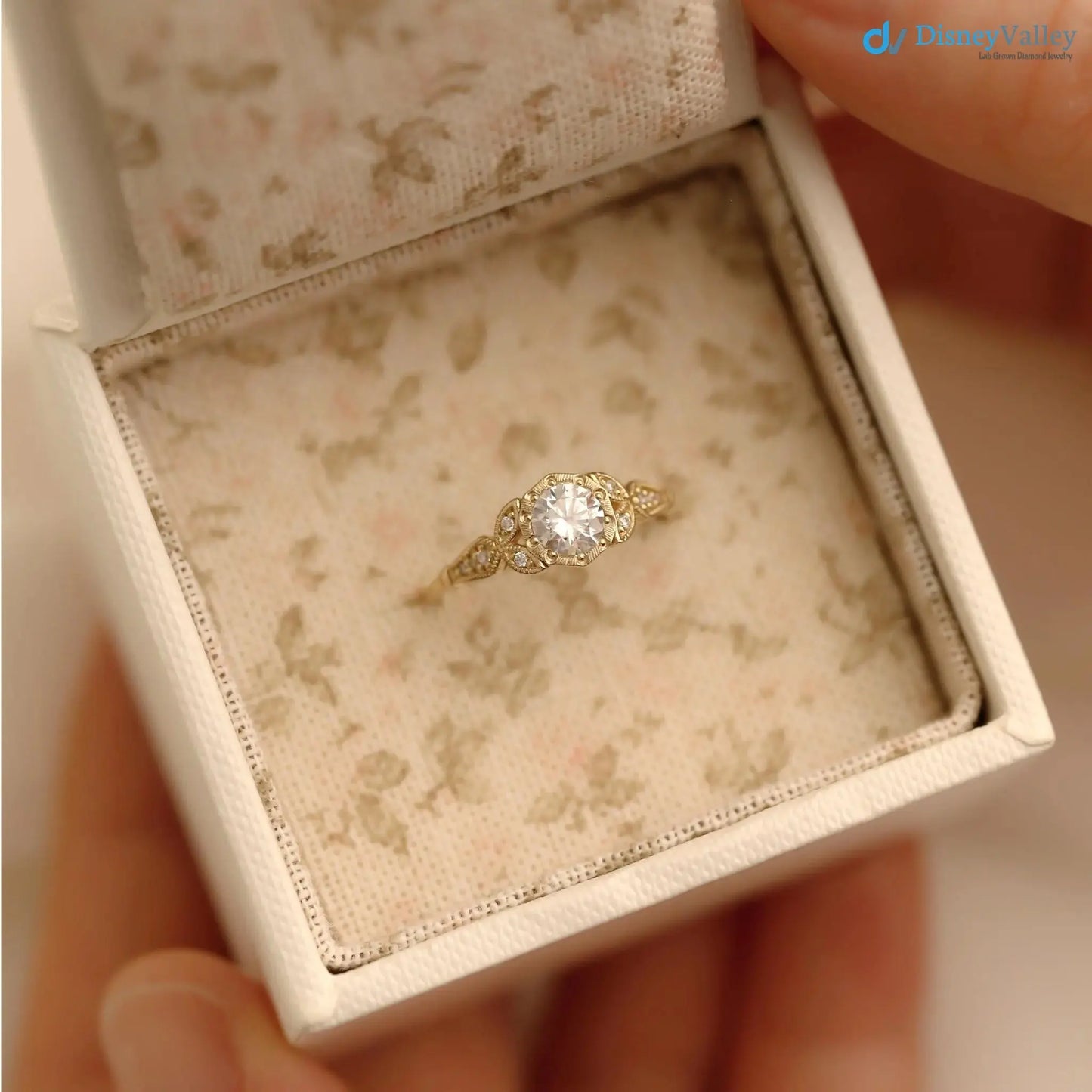 Wild garden leaf vintage solitaire engagement rings DisneyValley