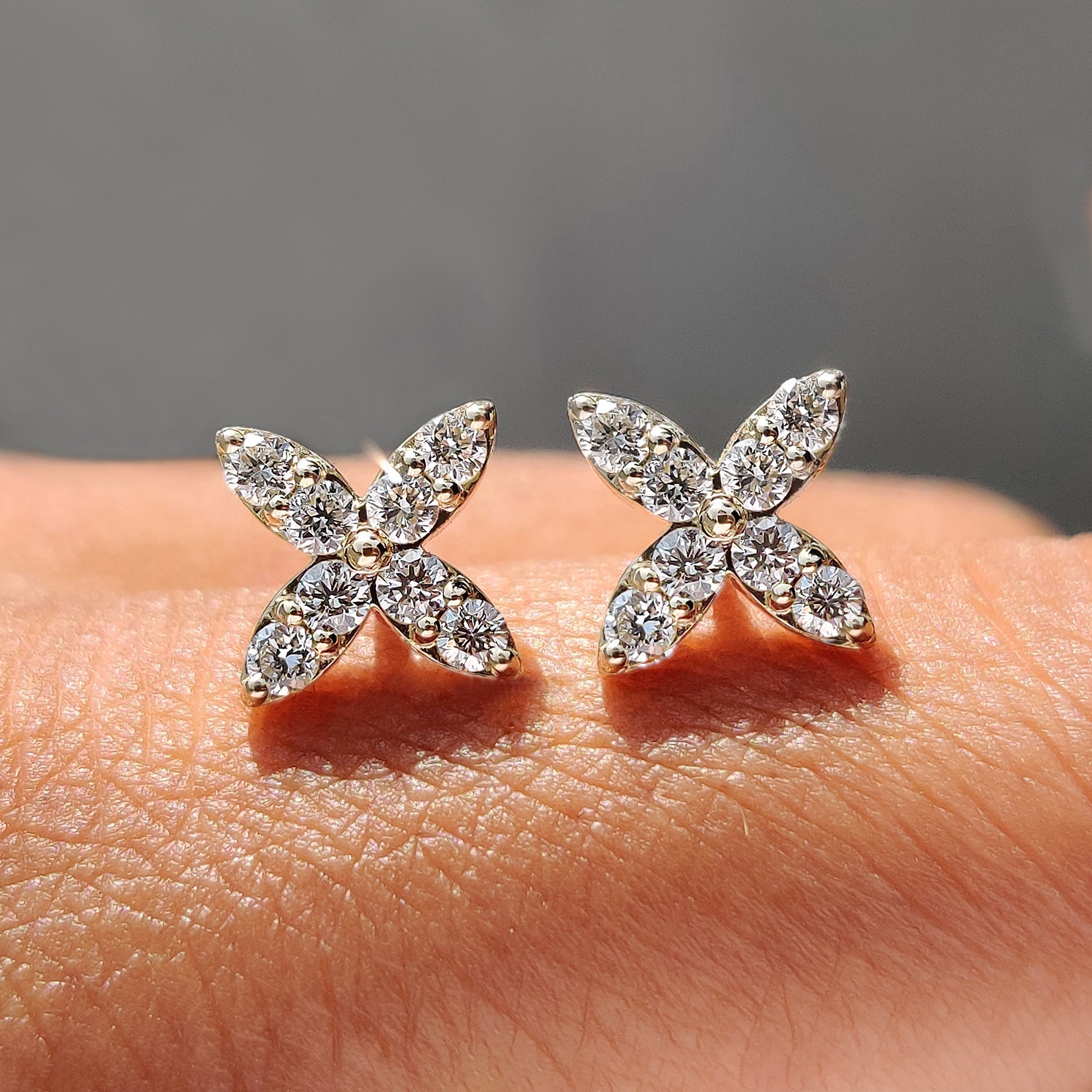 Round Cut Diamond Flower Stud Earrings Main image