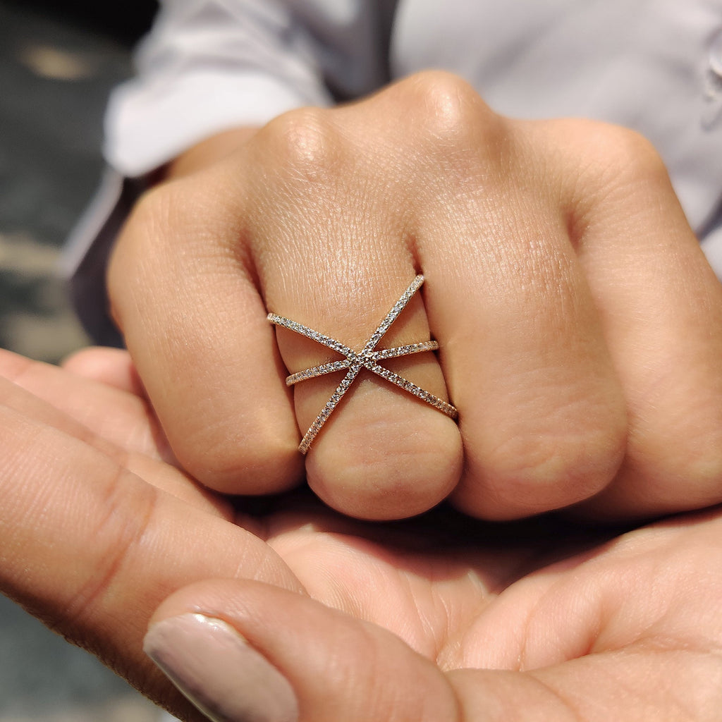 Criss Cross Wedding Band With Round Cut Moissanite