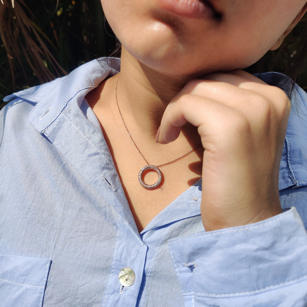 Twisted Multi Circle Moissanite Pendant In Round Cut