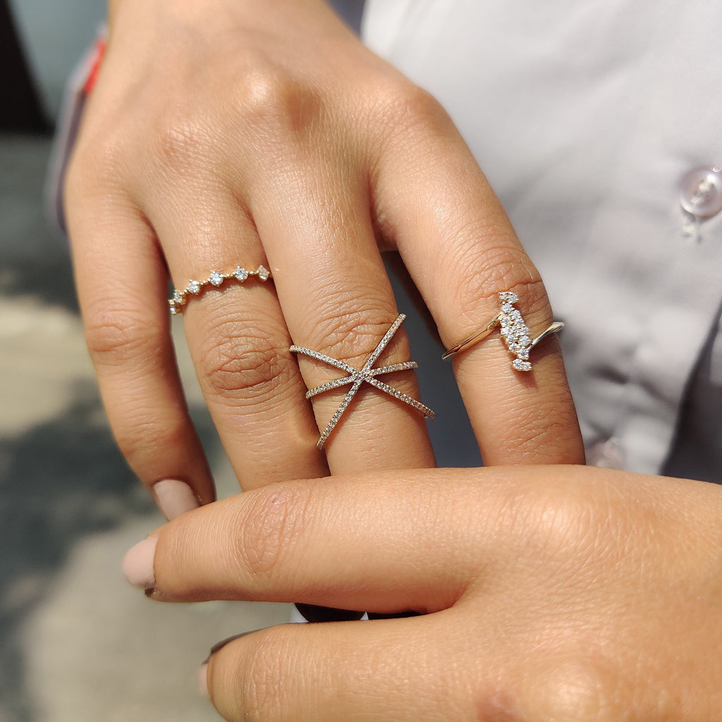 Criss Cross Wedding Band With Round Cut Moissanite