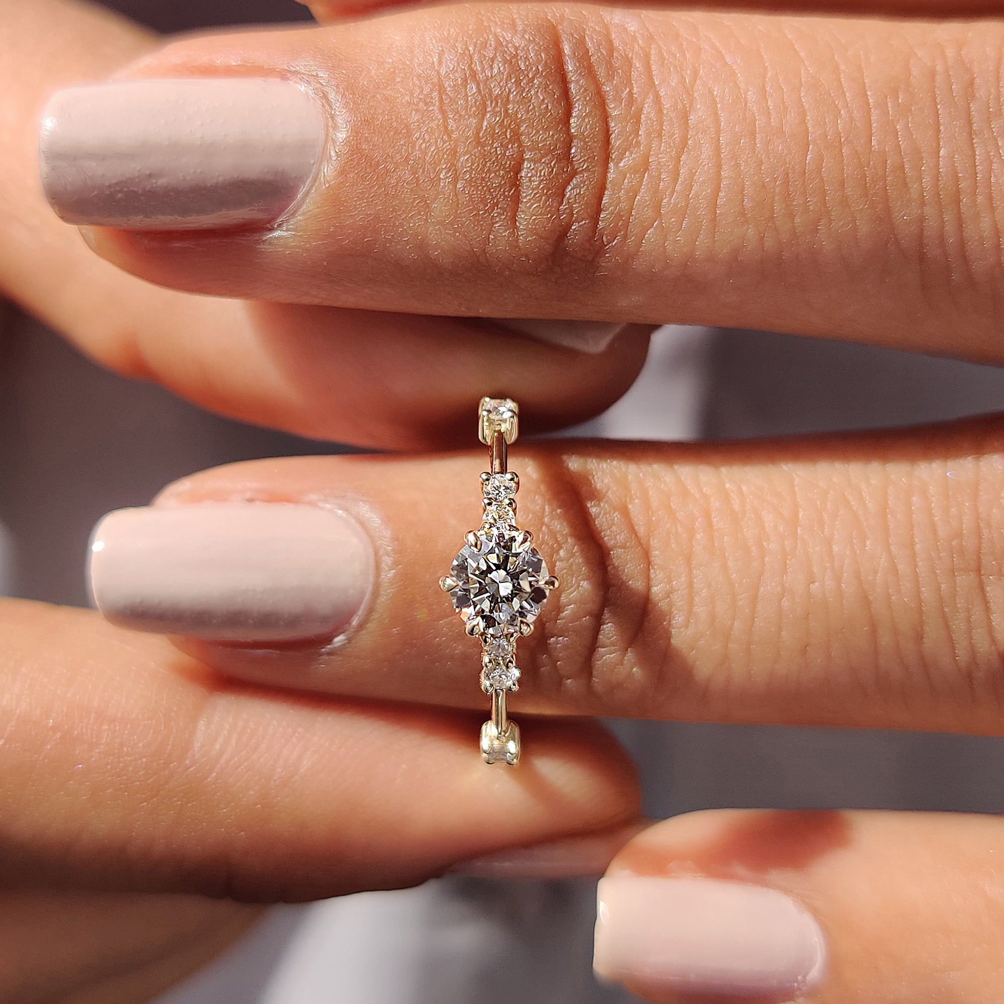 Round Diamond Engagement Ring - White Gold Secondary image