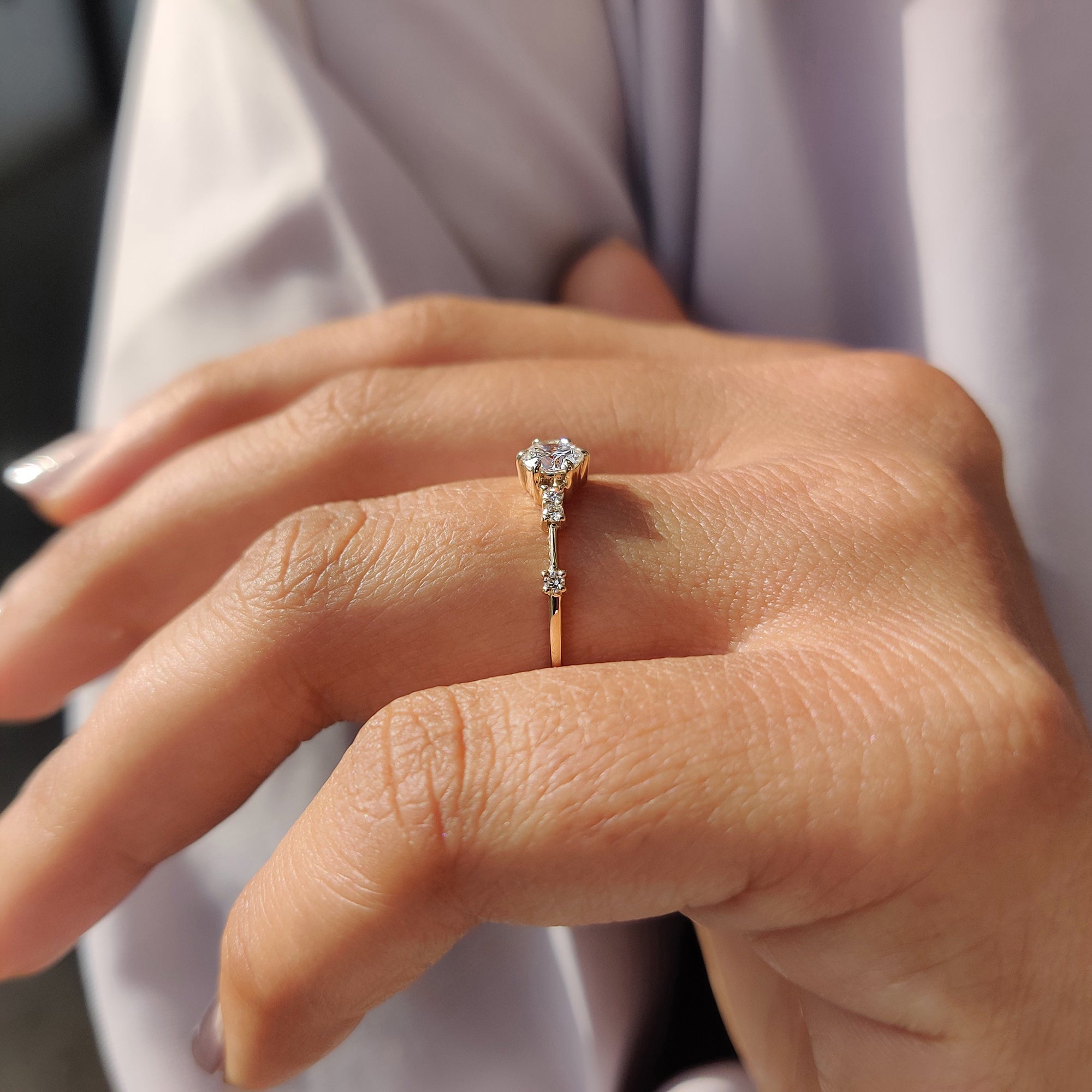 Round Diamond Engagement Ring - White Gold
