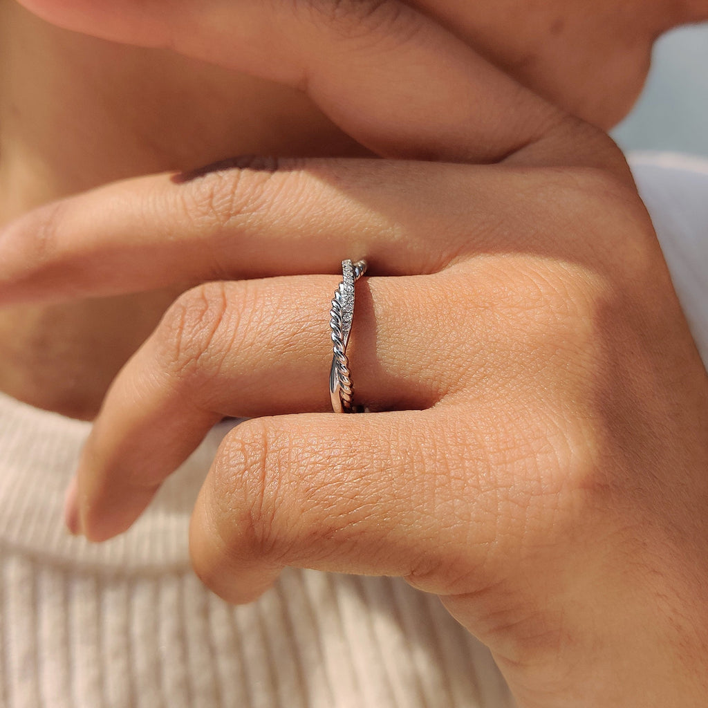 Round Cut Infinity Wedding Band With Twisted Rope Pave Style