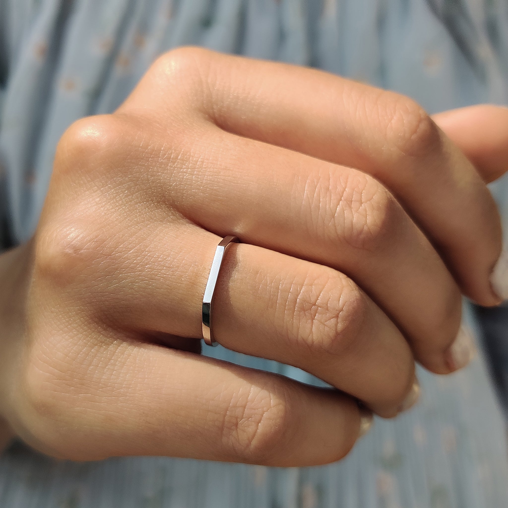 White Gold Simple comfort fit wedding band Secondary image