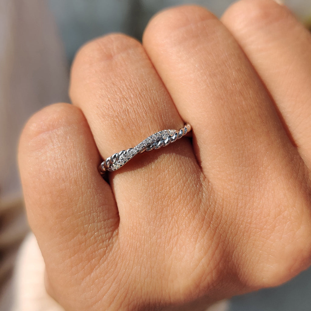 Round Cut Infinity Wedding Band With Twisted Rope Pave Style