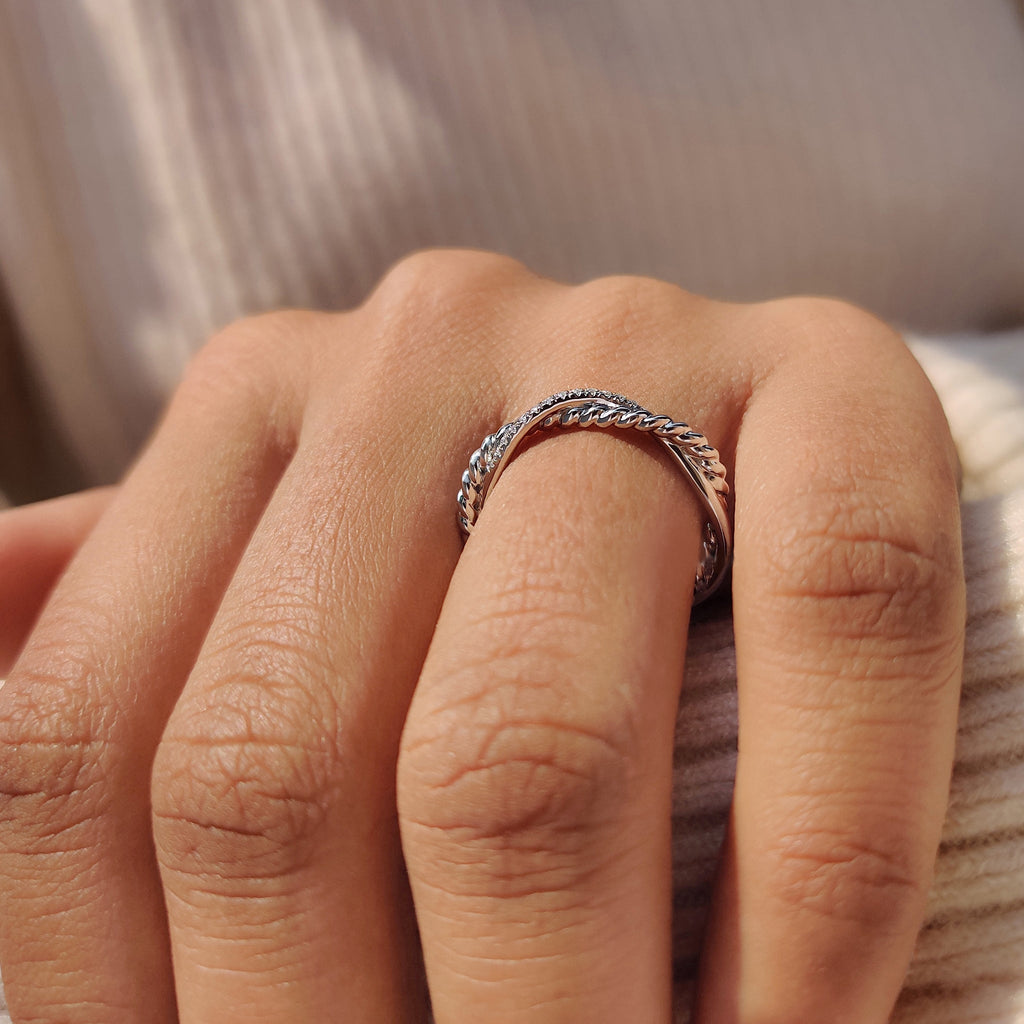 Round Cut Infinity Wedding Band With Twisted Rope Pave Style
