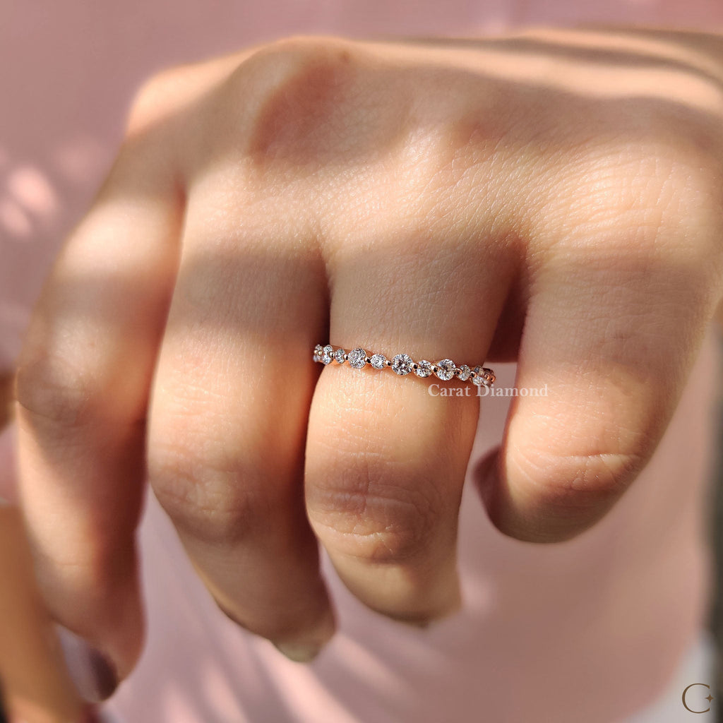 Rose Gold Wedding Band With Round Cut Diamond