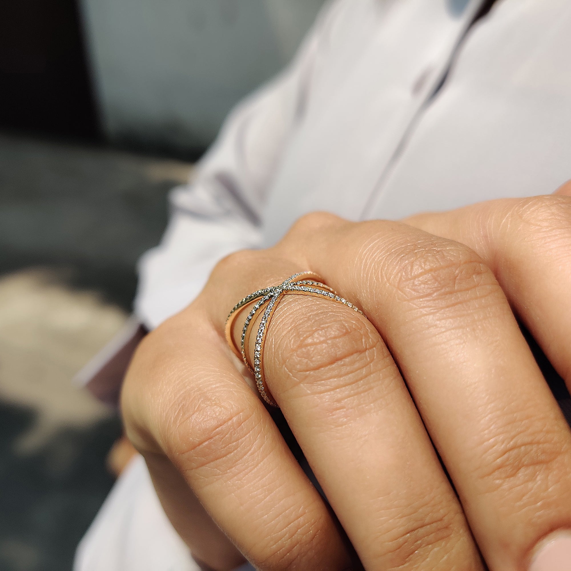 Criss Cross Wedding Band With Round Cut Moissanite