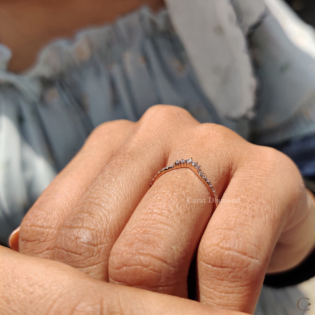 Round Cut Chevron Diamond Wedding Band