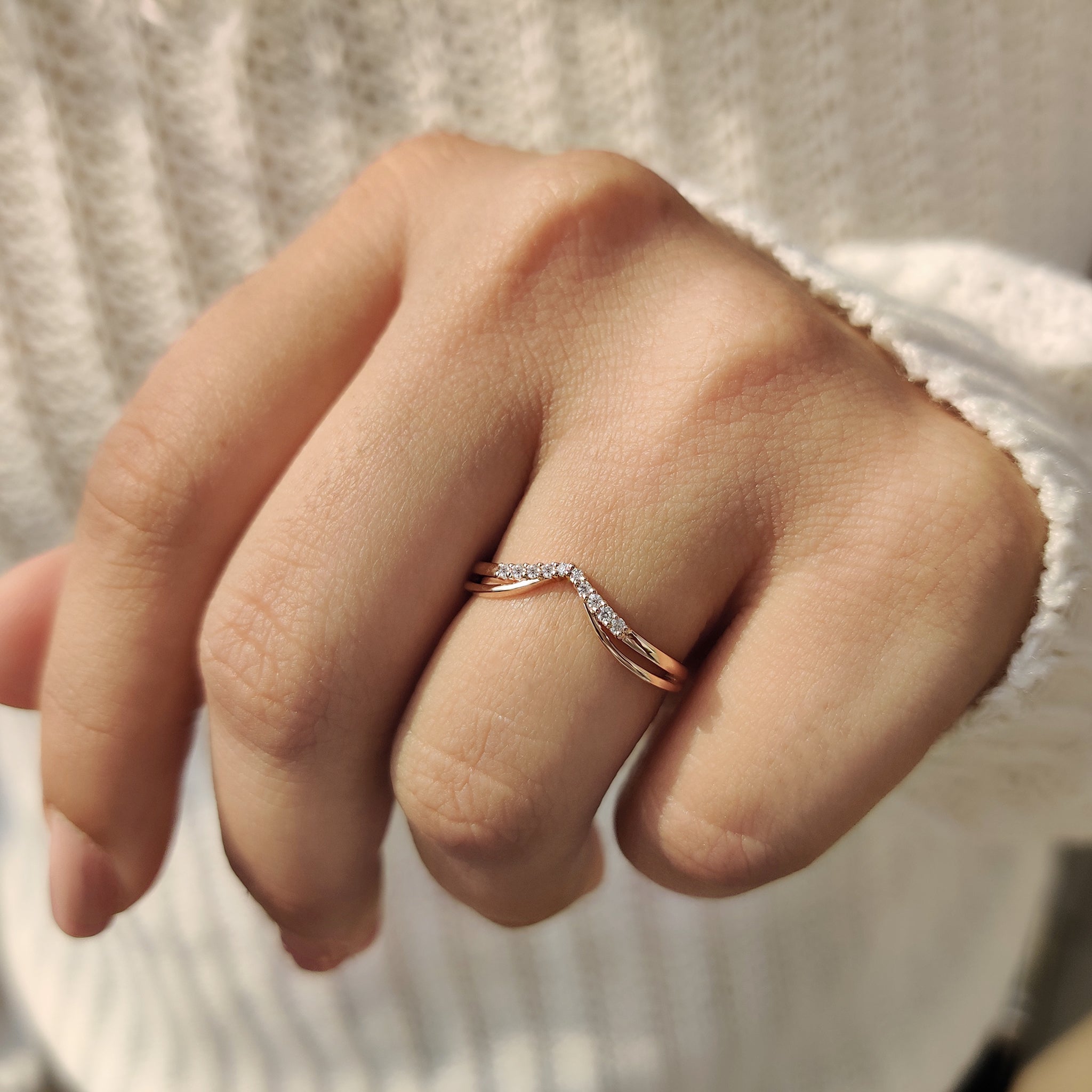 Round Cut Double Row Chevron Diamond Band