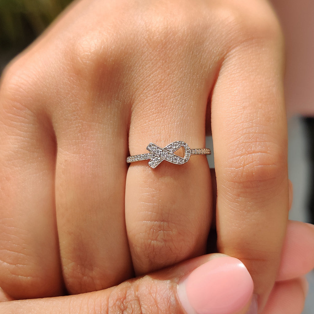 Round Diamond Ribbon Ring In Half Eternity Style