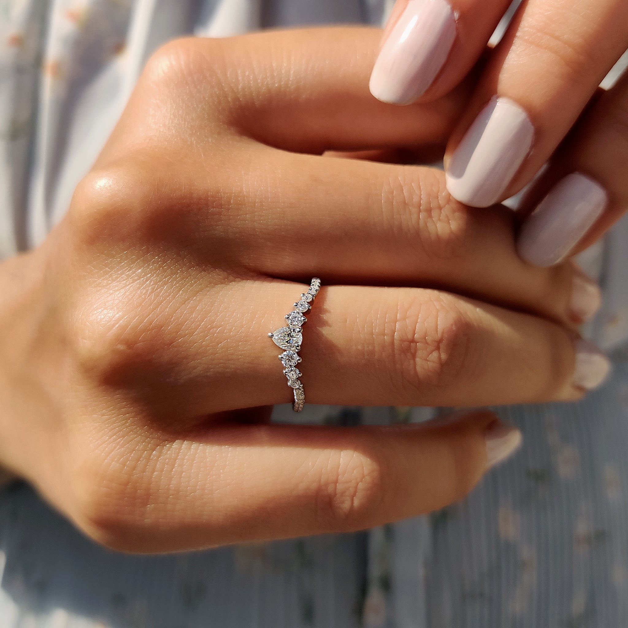 Pear And Round Cut Curved Moissanite Wedding Band