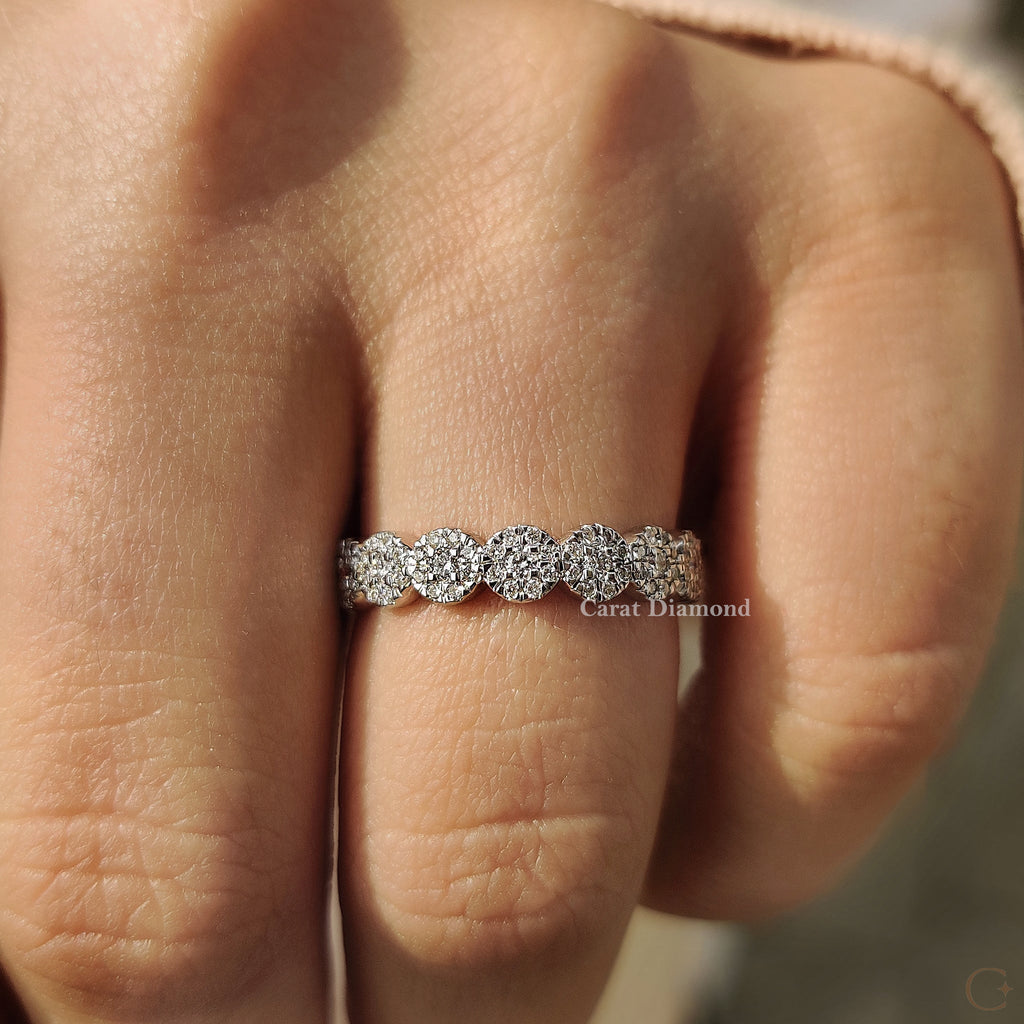 Round Diamond Wedding Band With Halo Style