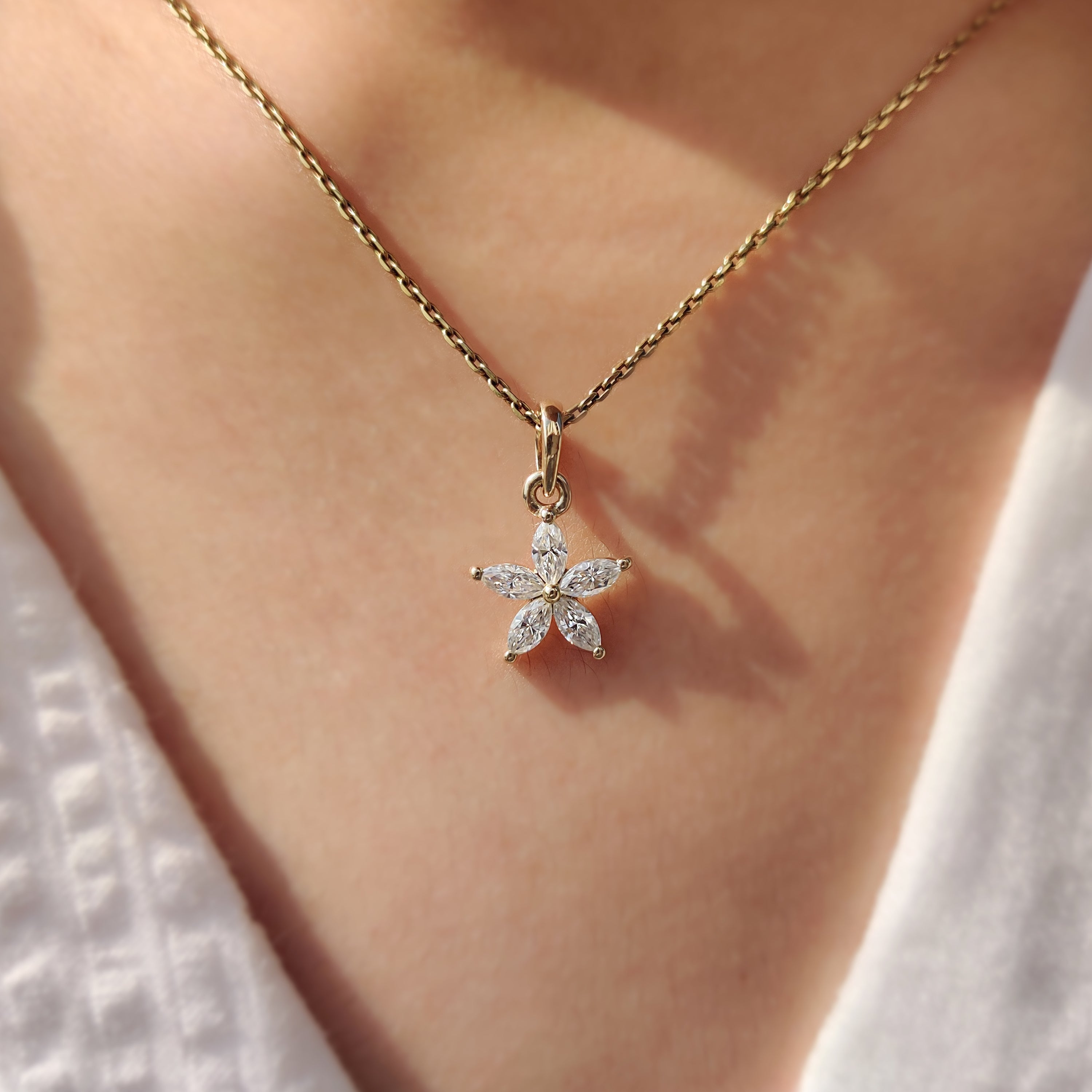 Marquise Diamond Pendant In Flower Design