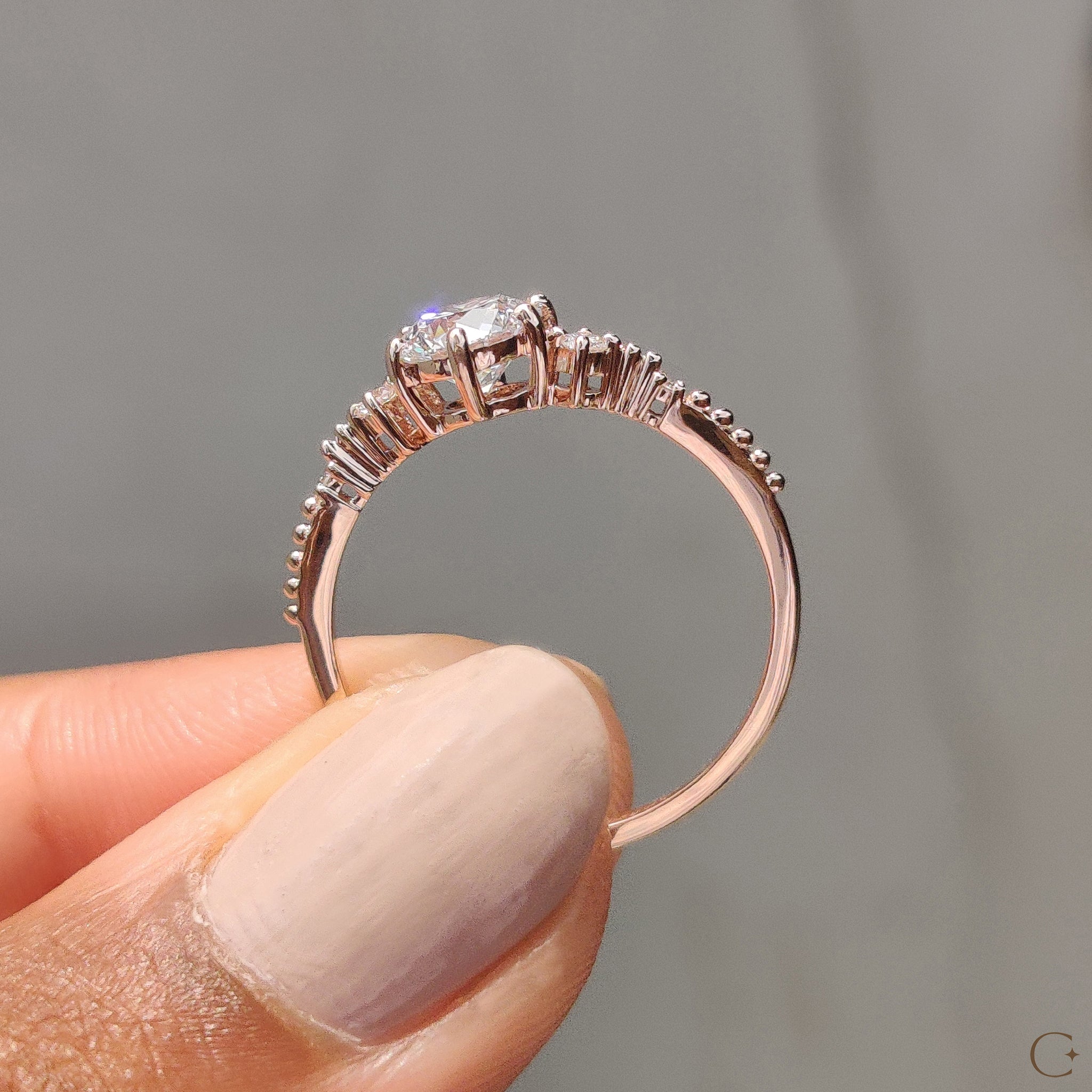 3 Stone Diamond Ring With Round Cut Stones