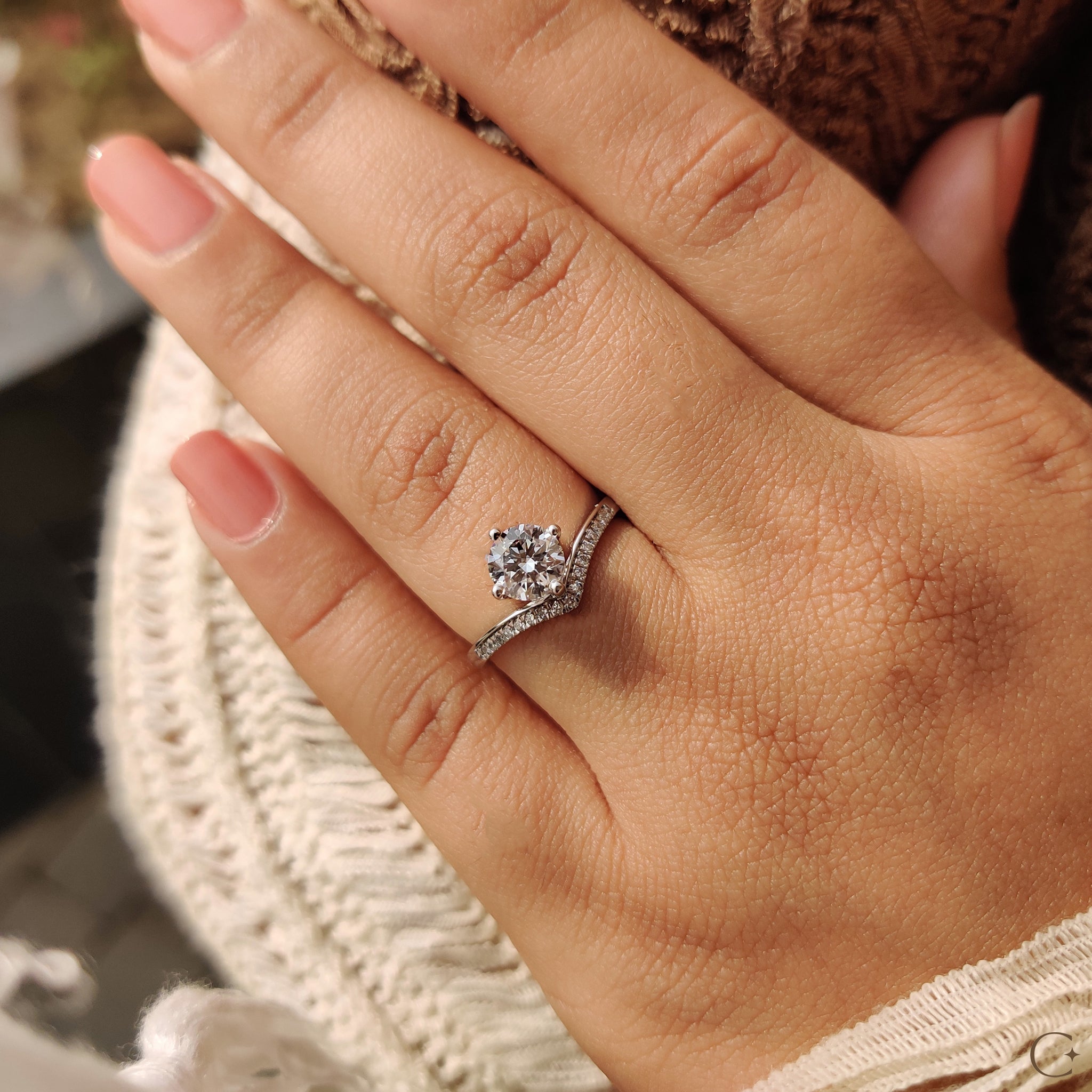 Round Diamond Ring In Upside Down Style Secondary image
