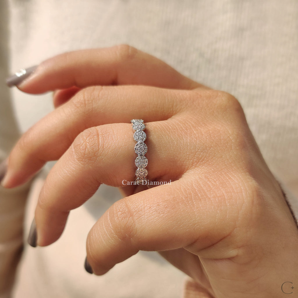 Round Diamond Wedding Band With Halo Style