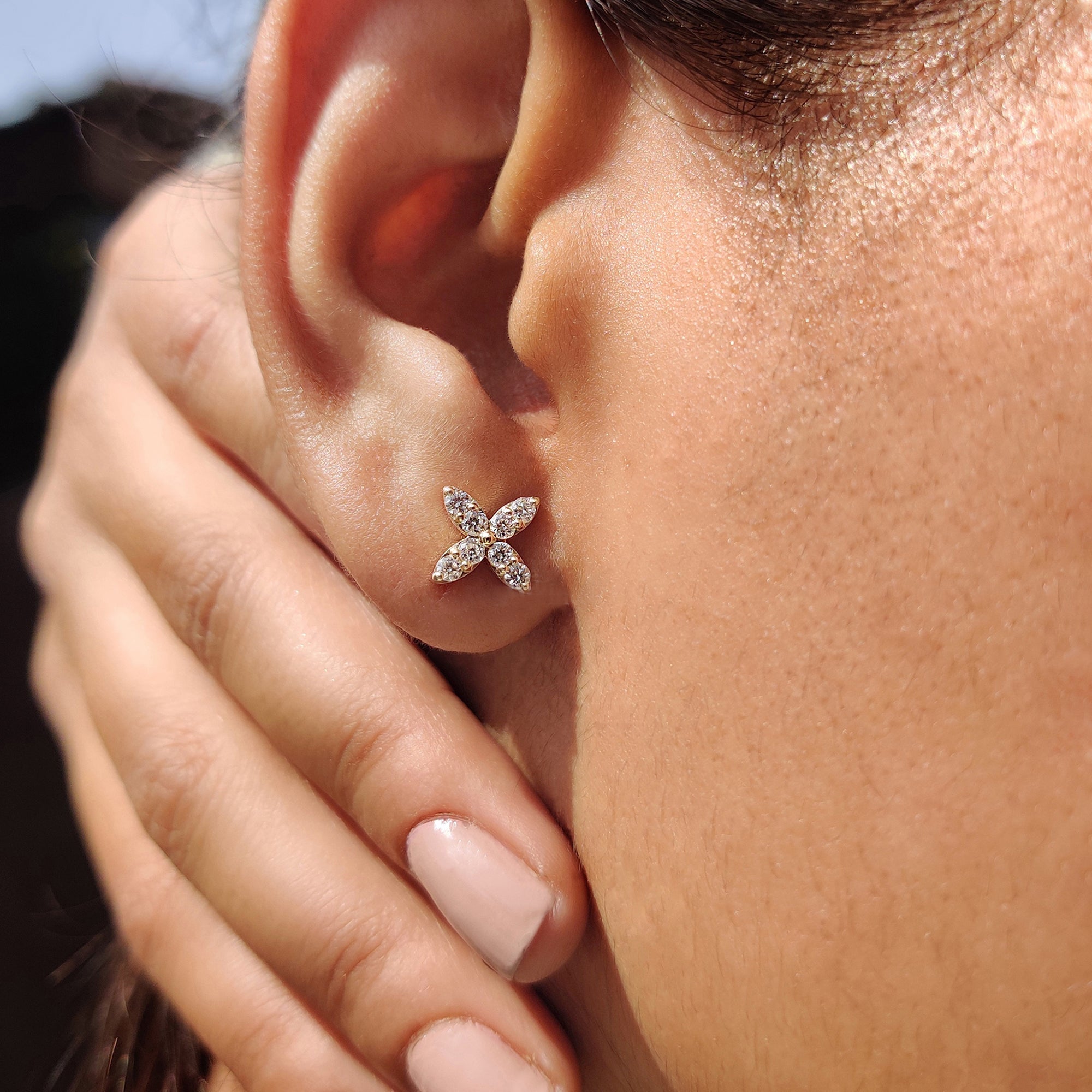 Round Cut Diamond Flower Stud Earrings