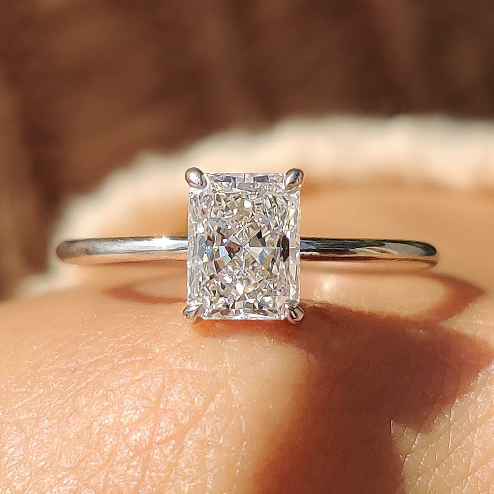 Radiant Cut Ring In White Gold Main image