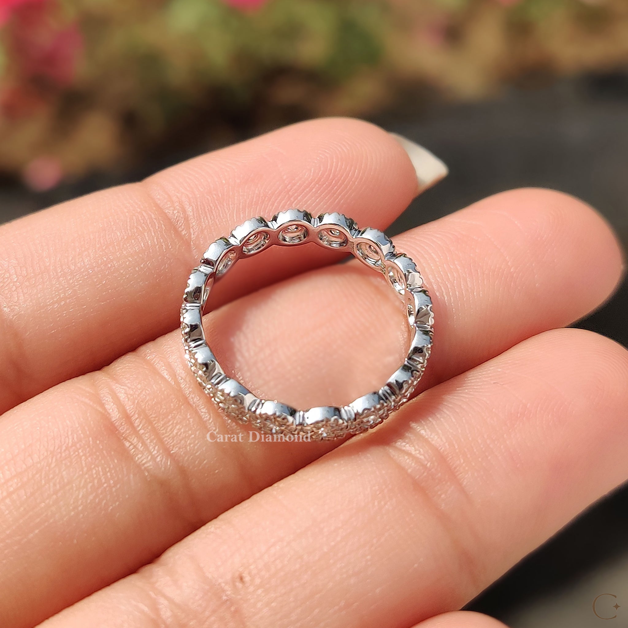 Round Diamond Wedding Band With Halo Style
