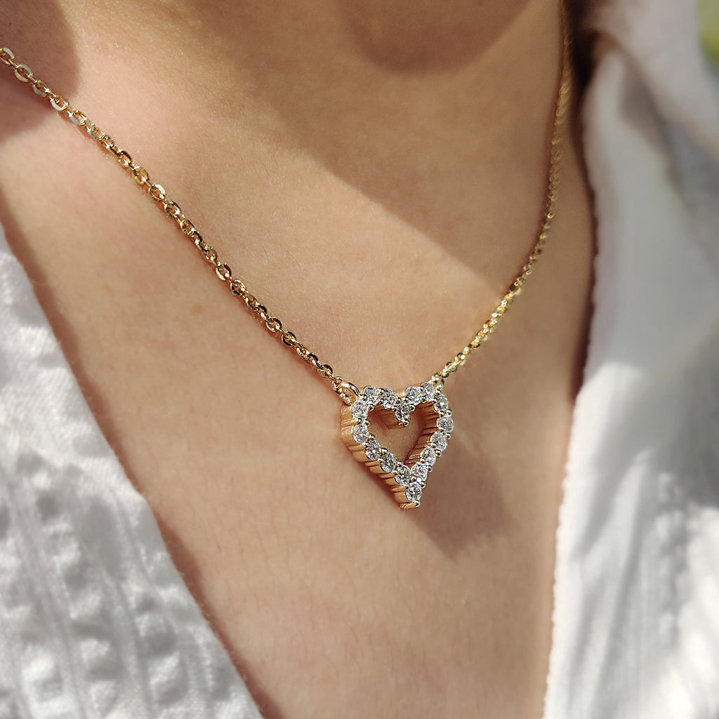 Round Diamond Heart Shaped Pendant