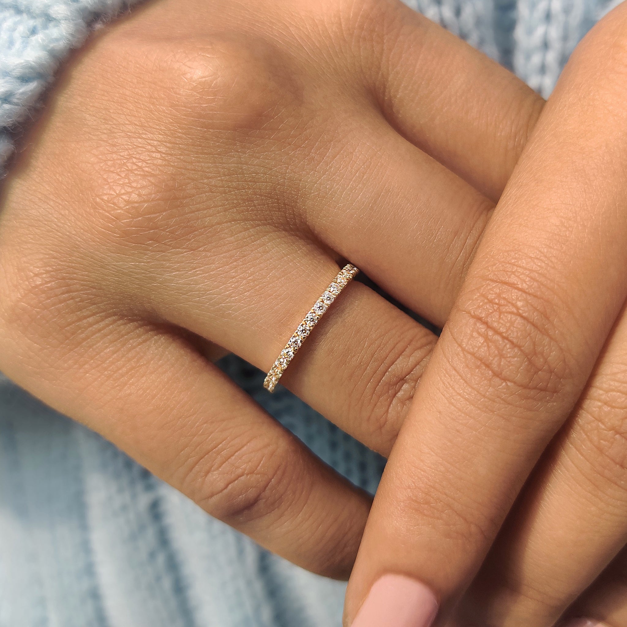 Round Cut Stackable Wedding Band Design