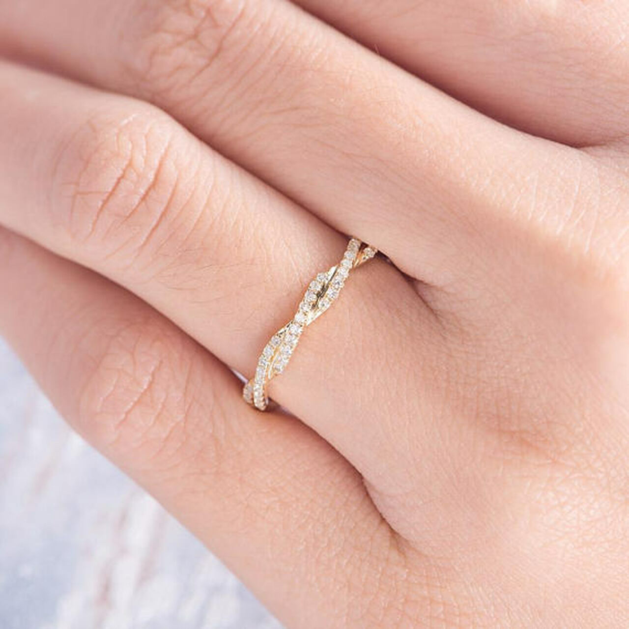 0.45 TCW Round Brilliant Full Eternity Twisted Moissanite Wedding Band