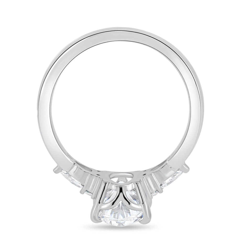 2.05 CT Oval Cut Moissanite Three Stone Engagement Ring