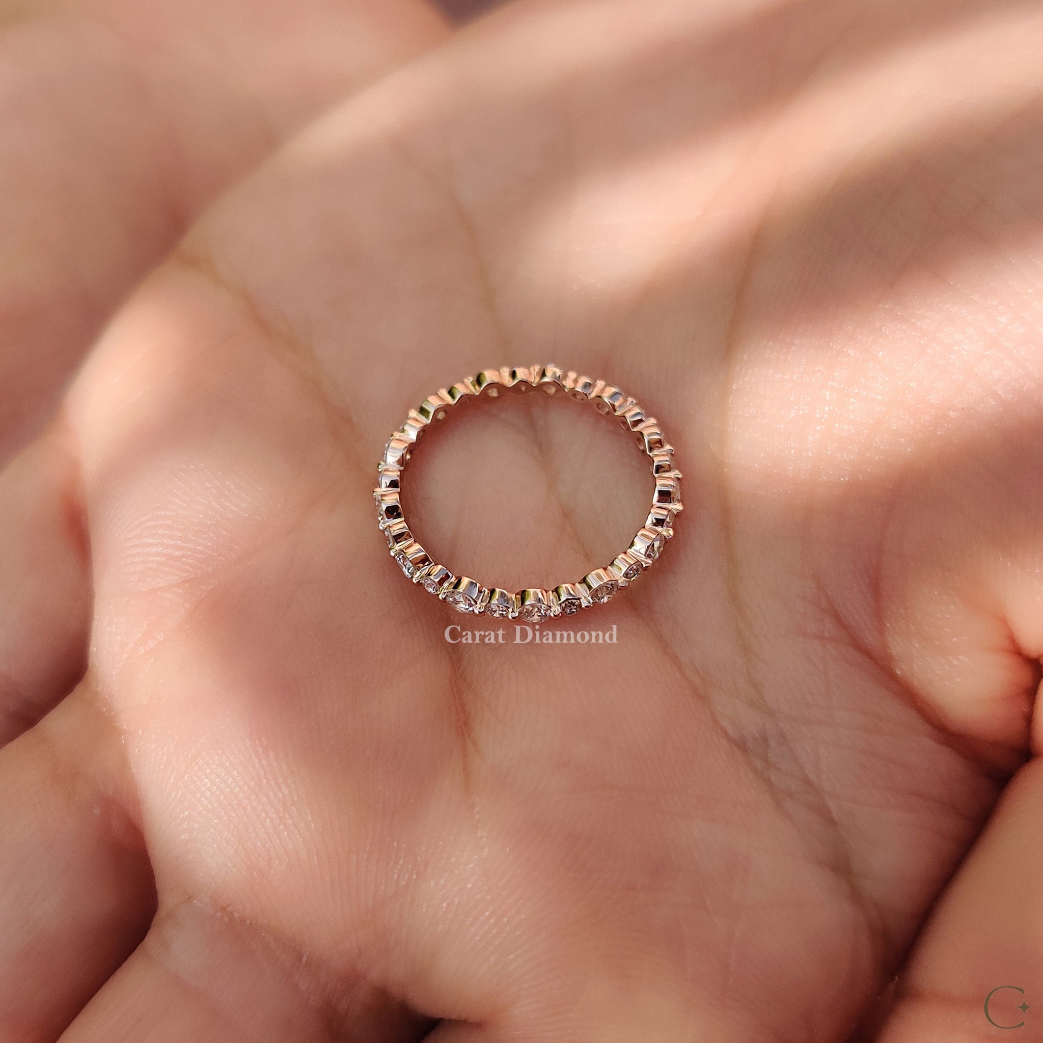 Rose Gold Wedding Band With Round Cut Diamond