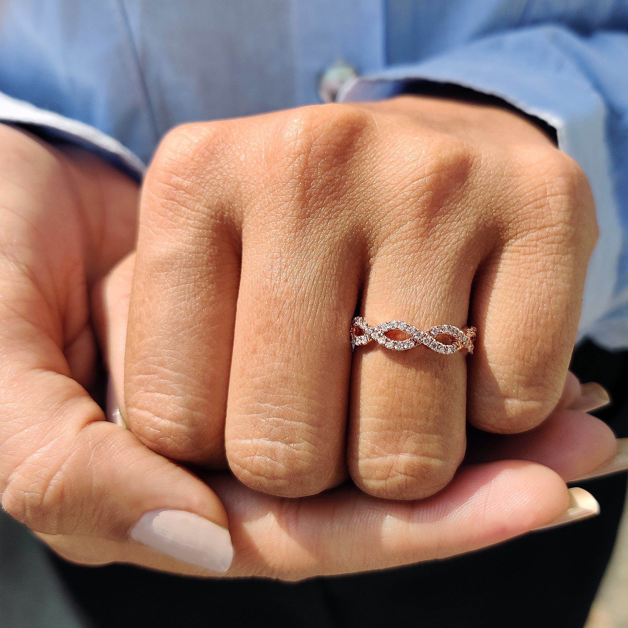 Round Diamond Wedding Band - Twisted Pave Design