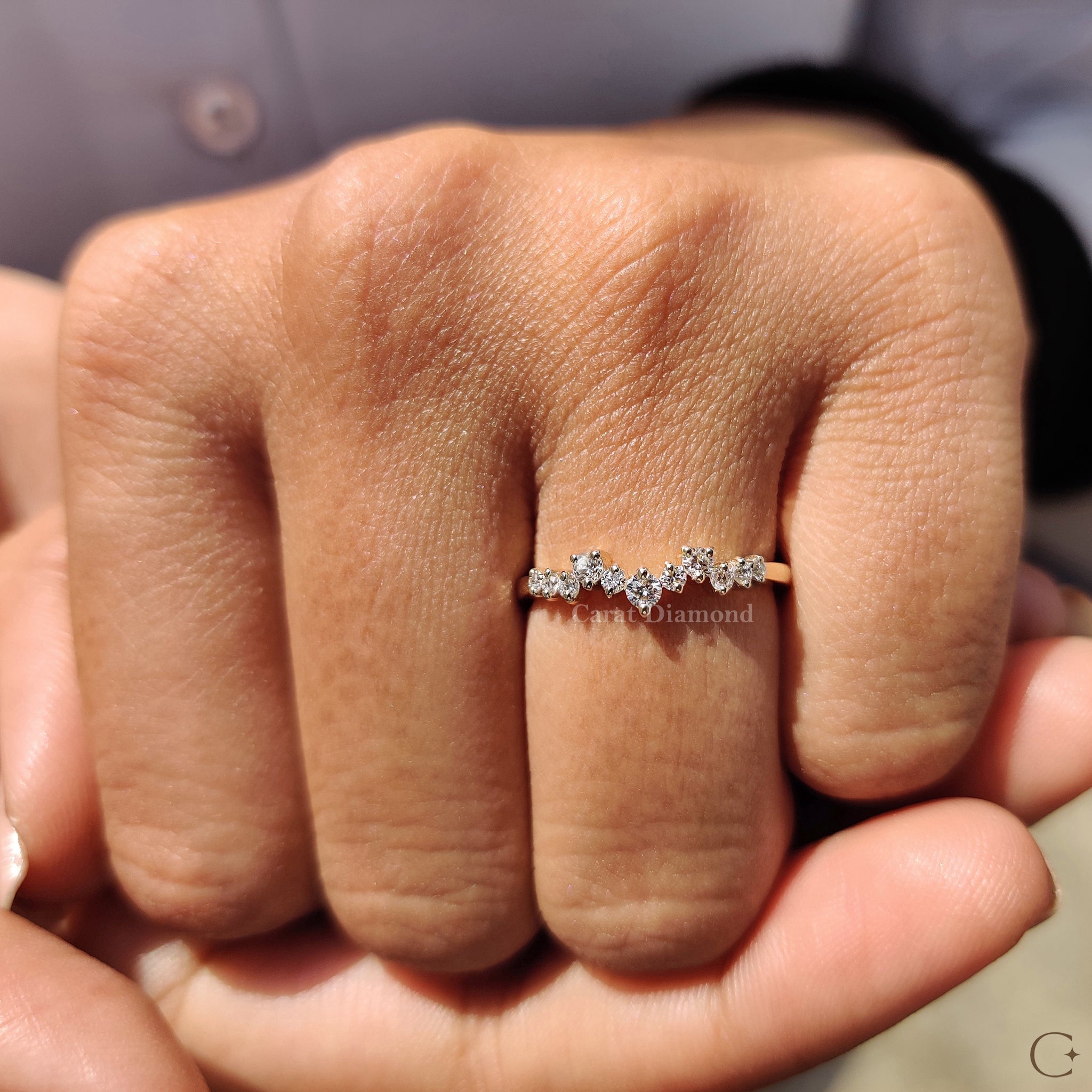 Round Cut Curvy Style Yellow Gold Wedding Band