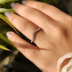 Curved Gold Wedding Band With Round Diamond