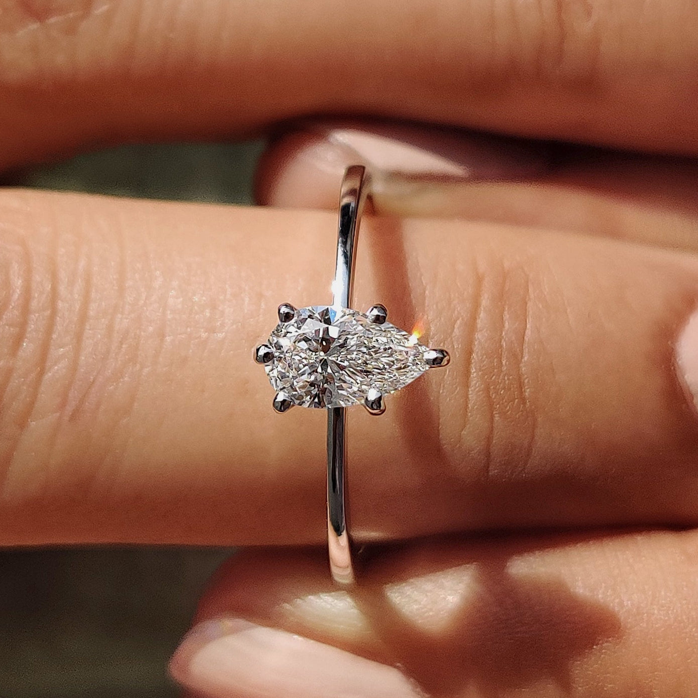 Pear Shaped Engagement Ring In White Gold Main image