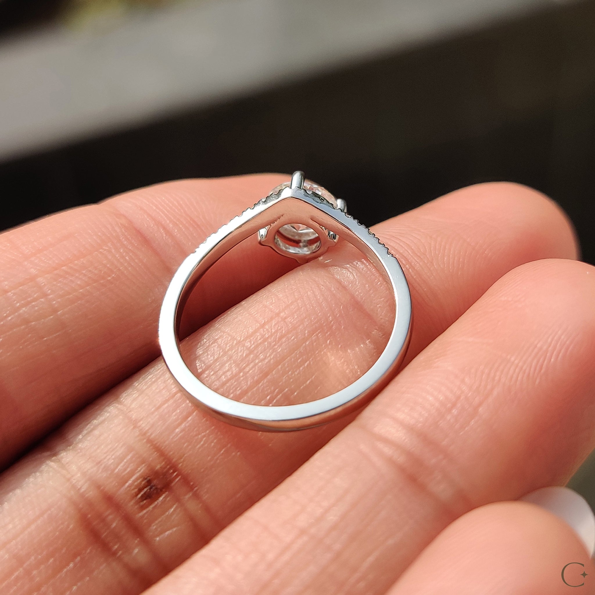 Round Diamond Ring In Upside Down Style