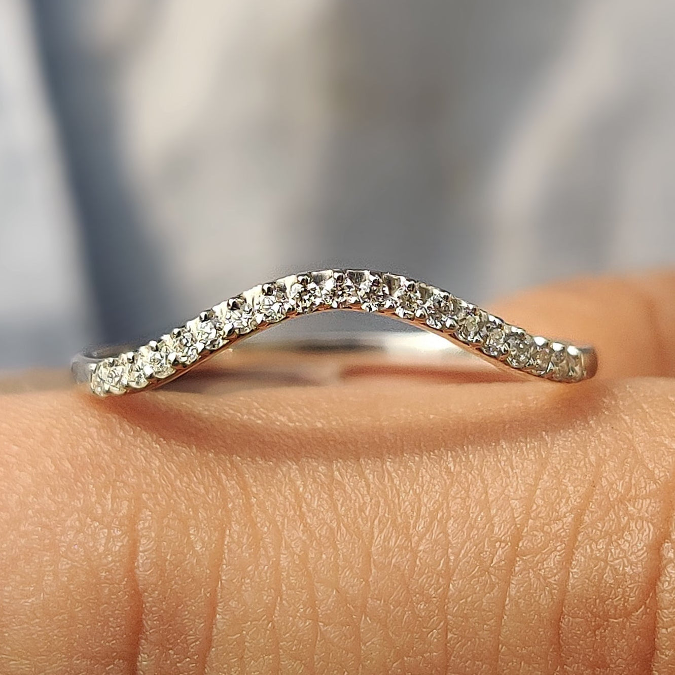 Half Eternity Band With Round Cut Imagen principal del producto