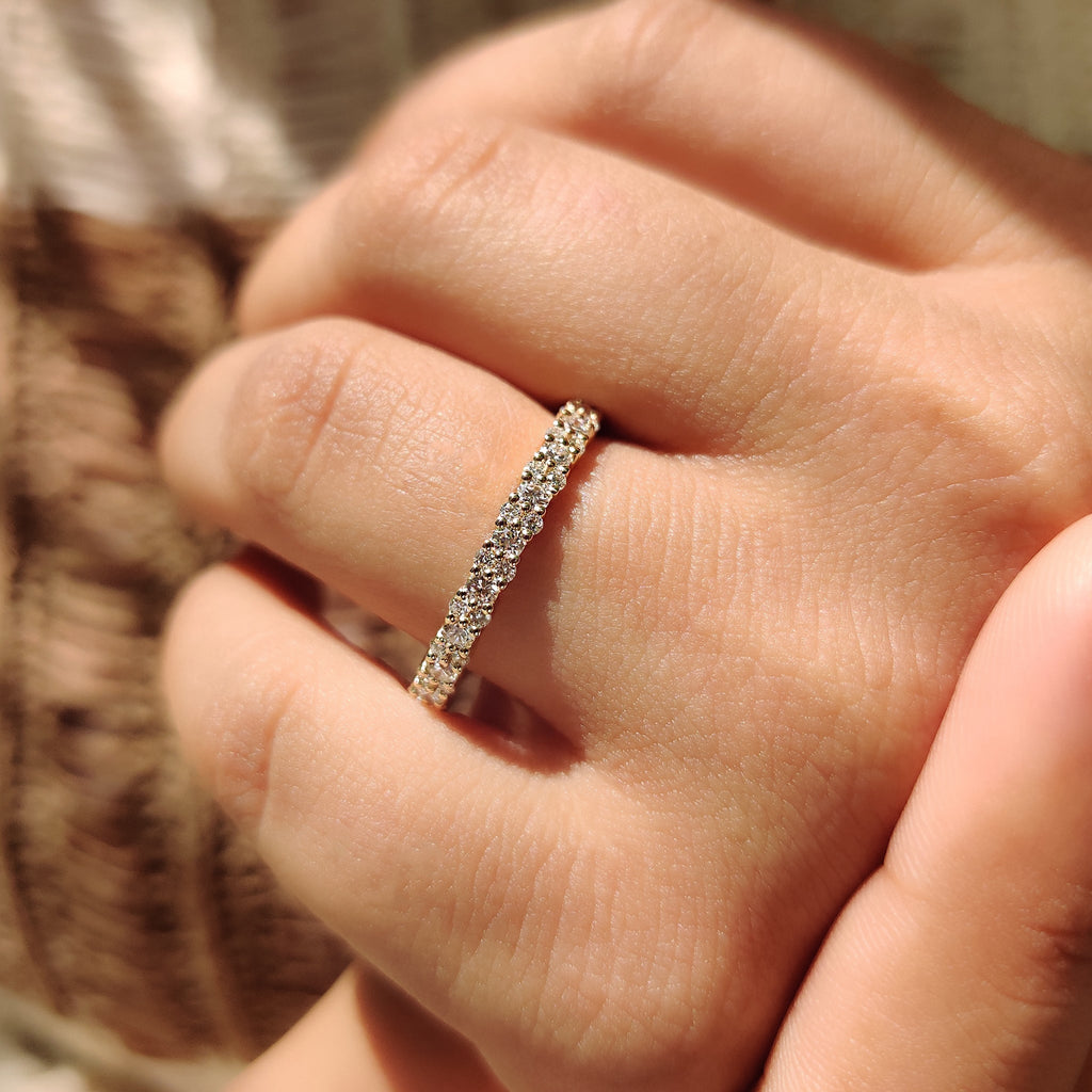 Round Diamond Eternity Wedding Band