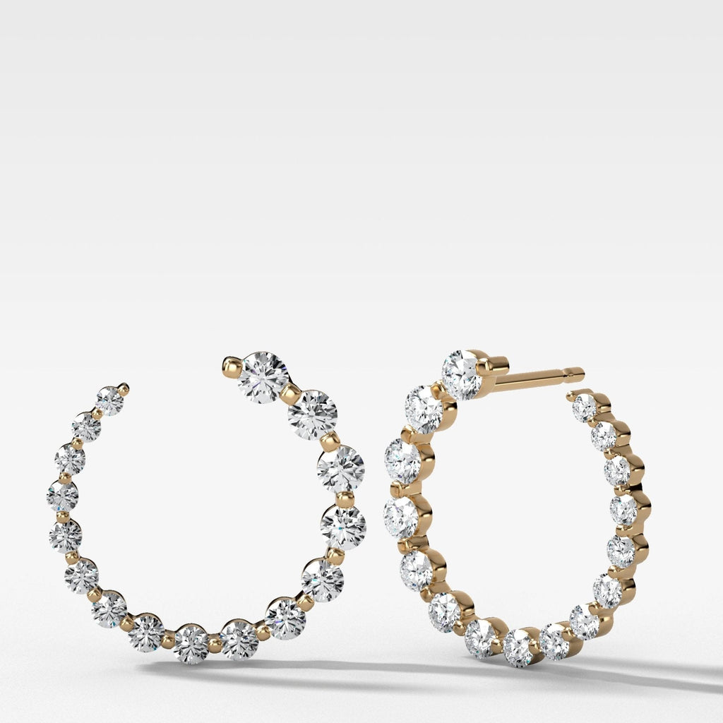 0.87 CTW Orbit Shared Prong Diamond Studs