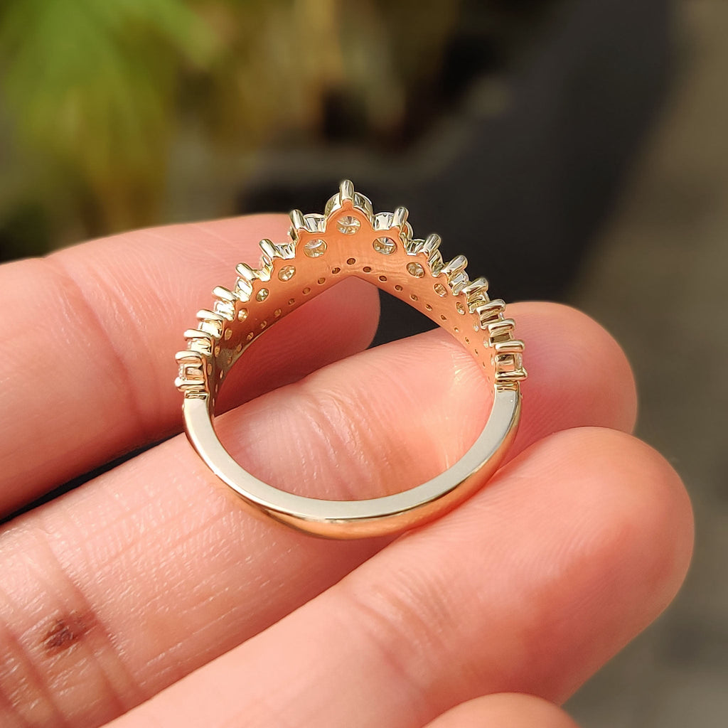Chevron wedding band With Round Cut Pave Style