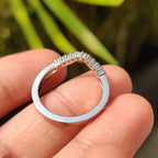 Curved Wedding Band With Round Cut Diamond