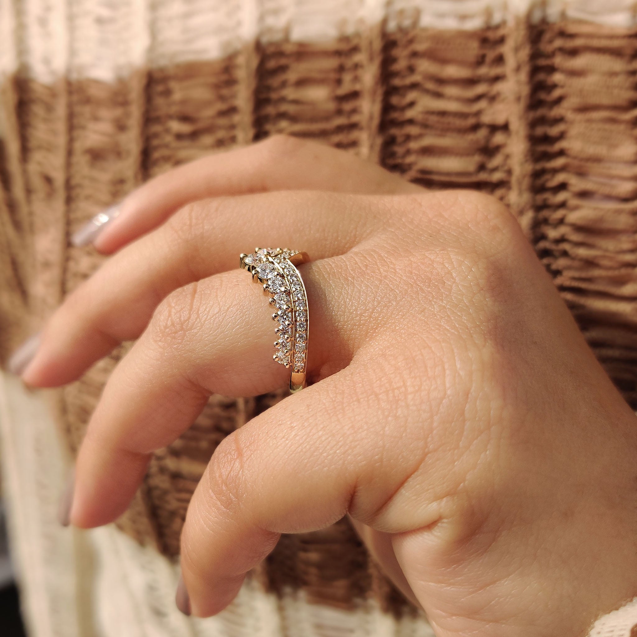 Chevron wedding band With Round Cut Pave Style