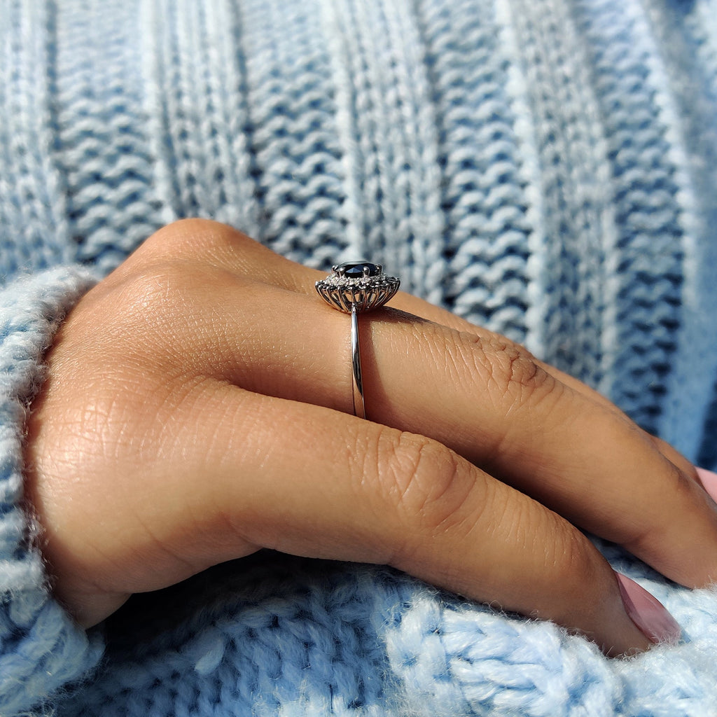 Tapered Shank Black Round Cut Ring