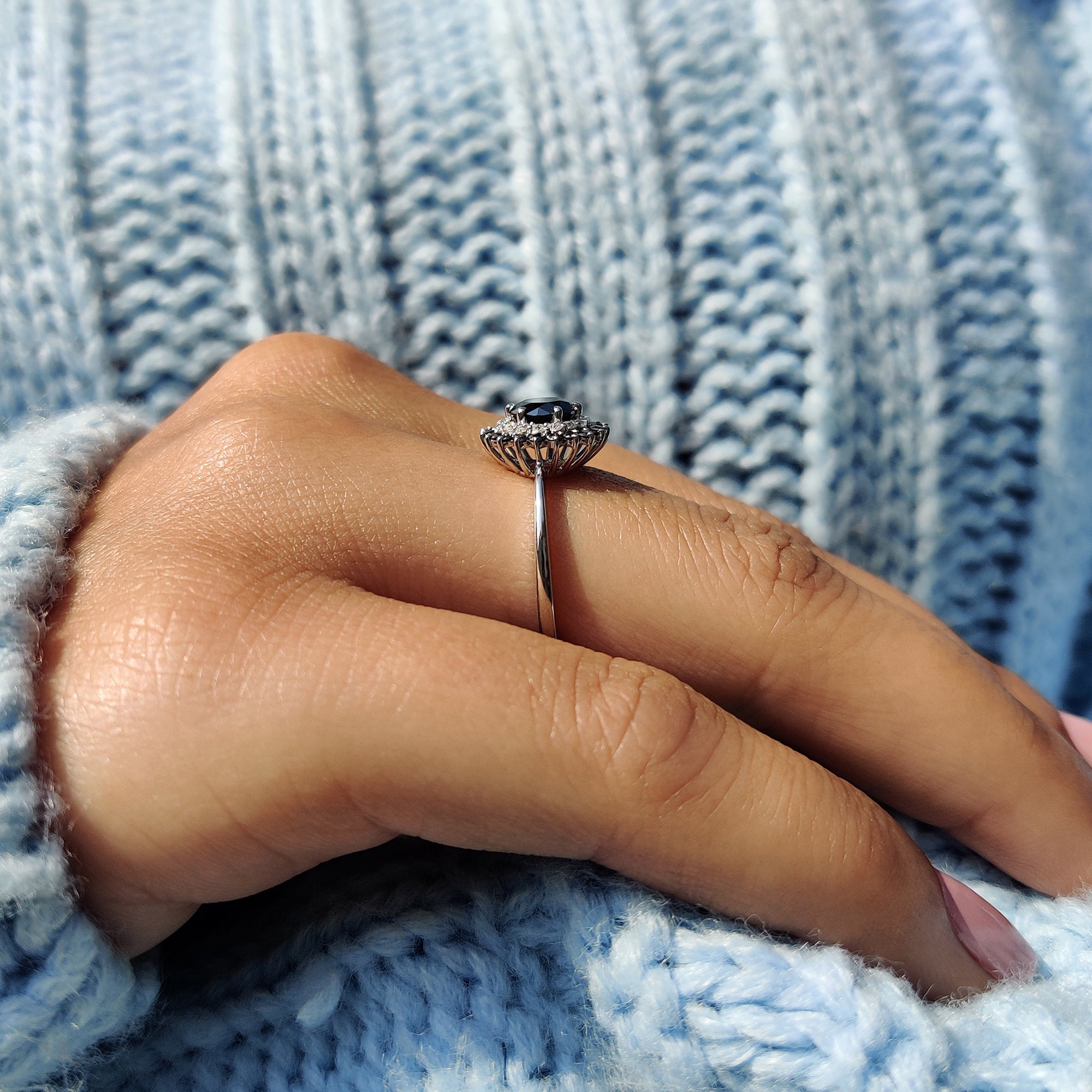 Tapered Shank Black Round Cut Ring